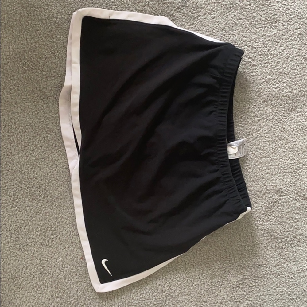Black nike tennis border skirt